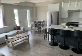 House with 2 bedrooms upstairs and basement apartment