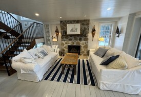 Stunning Country Home at the base of Mt Owl's Head SKi and Golf on the shores of Lake Memphremagog *Louise Penny Country*