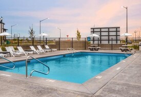 Condo in Bridgwater (Winnipeg)