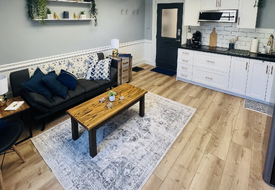 Chic City Suite: Fully Furnished 1 Bedroom Escape