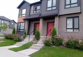 3 bedroom furnished townhouse condo close to Western University Hospital