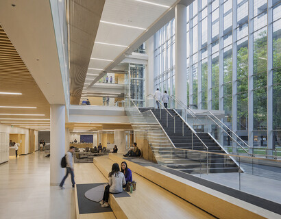 Finding Your Toronto Home Base Near the University of Toronto Temerty Faculty of Medicine