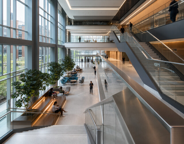 Housing Near University of Illinois College of Medicine: Smart Chicago Living for UIC Trainees