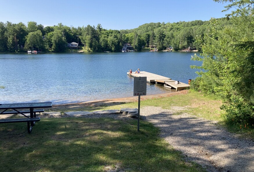 Unfurnished Clear Lake Bluejay Apartments near NOSM UniversityNorthern Ontario School of