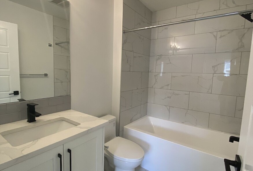 Unfurnished Calgary townhouse for rent Brand New build near University of Calgary