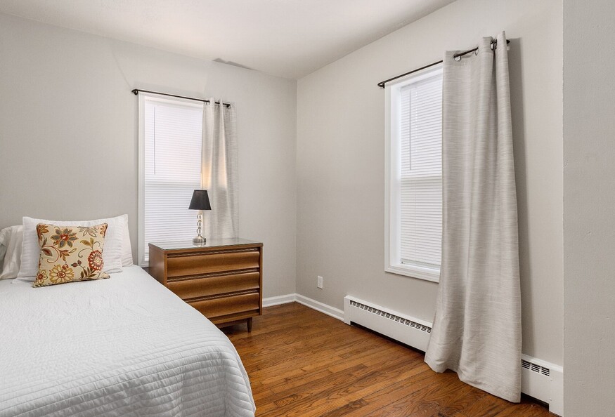 Furnished Corporate Homes/Condos Merrillville, Gary, Munster