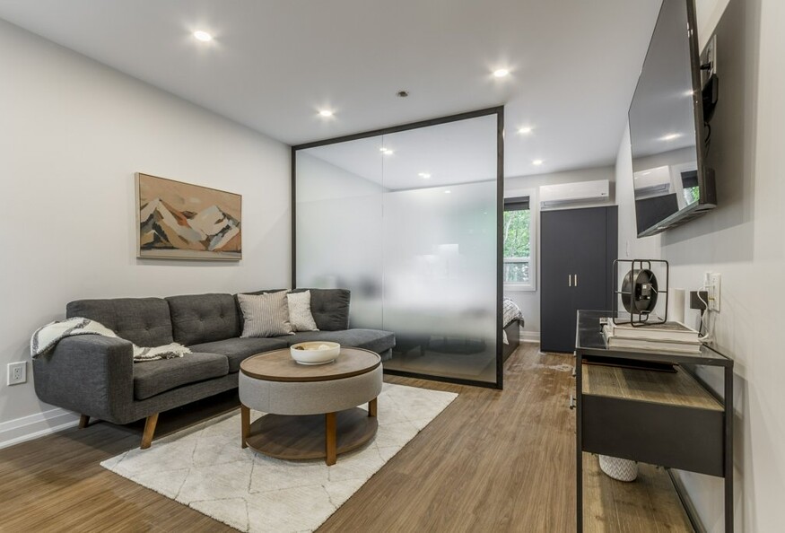 Furnished The Duke Private Apartment + Fully Furnished near McMaster