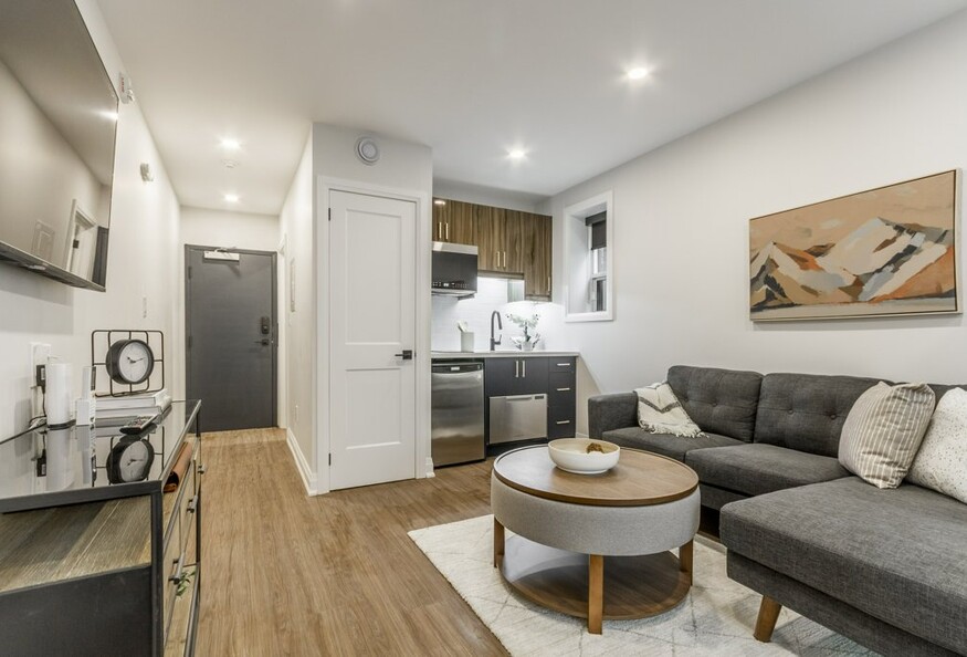 Furnished The Duke Private Apartment + Fully Furnished near McMaster