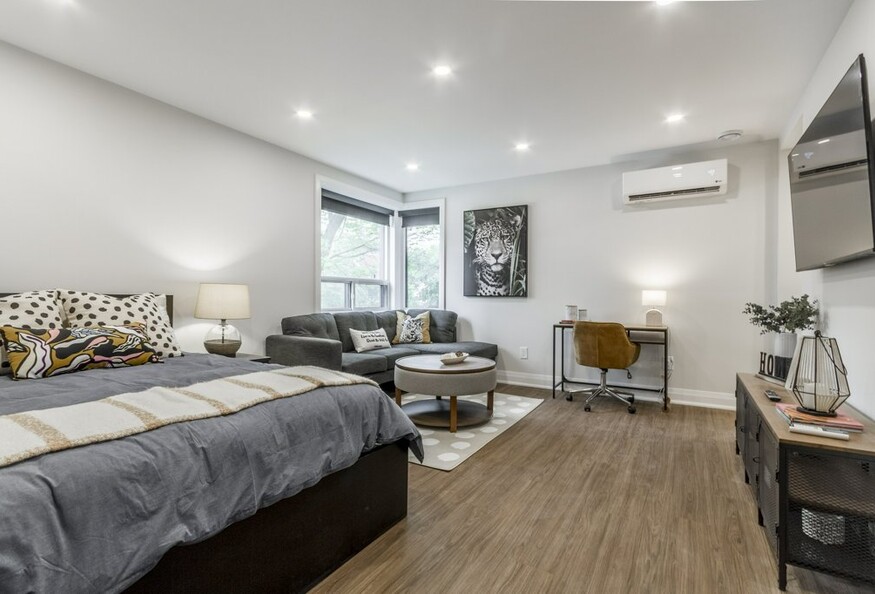 Furnished The Duke Private Apartment + Fully Furnished near McMaster