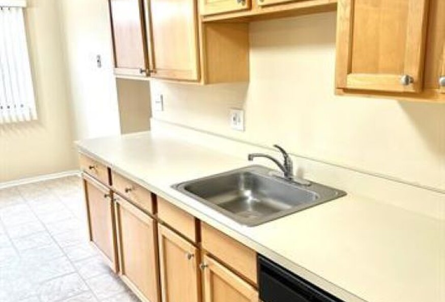 Furnished Peaceful and serene condo in Southfield, MI for rent near Ascension Providence